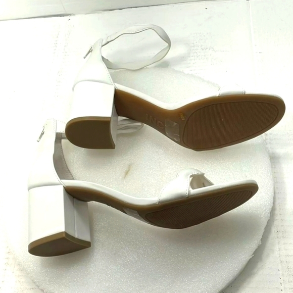 I.N.C Women's Strap Sandal Size 12M White - Picture 4 of 5